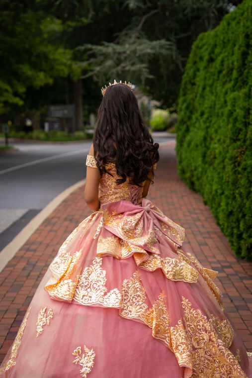 Quincea&ntilde;era portrait session photographed by JCF Timeless